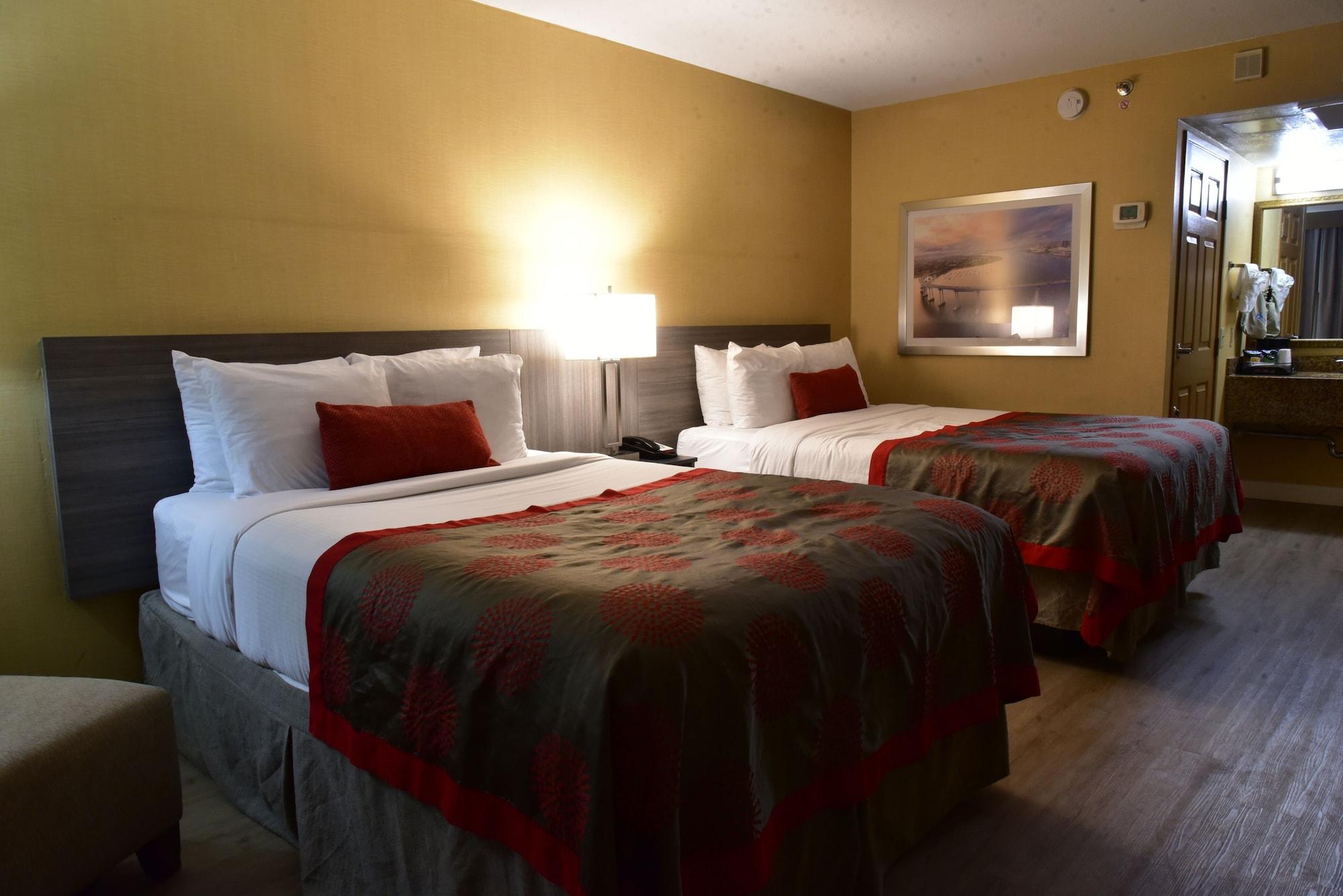 Ramada By Wyndham San Diego Нешънъл Сити Екстериор снимка