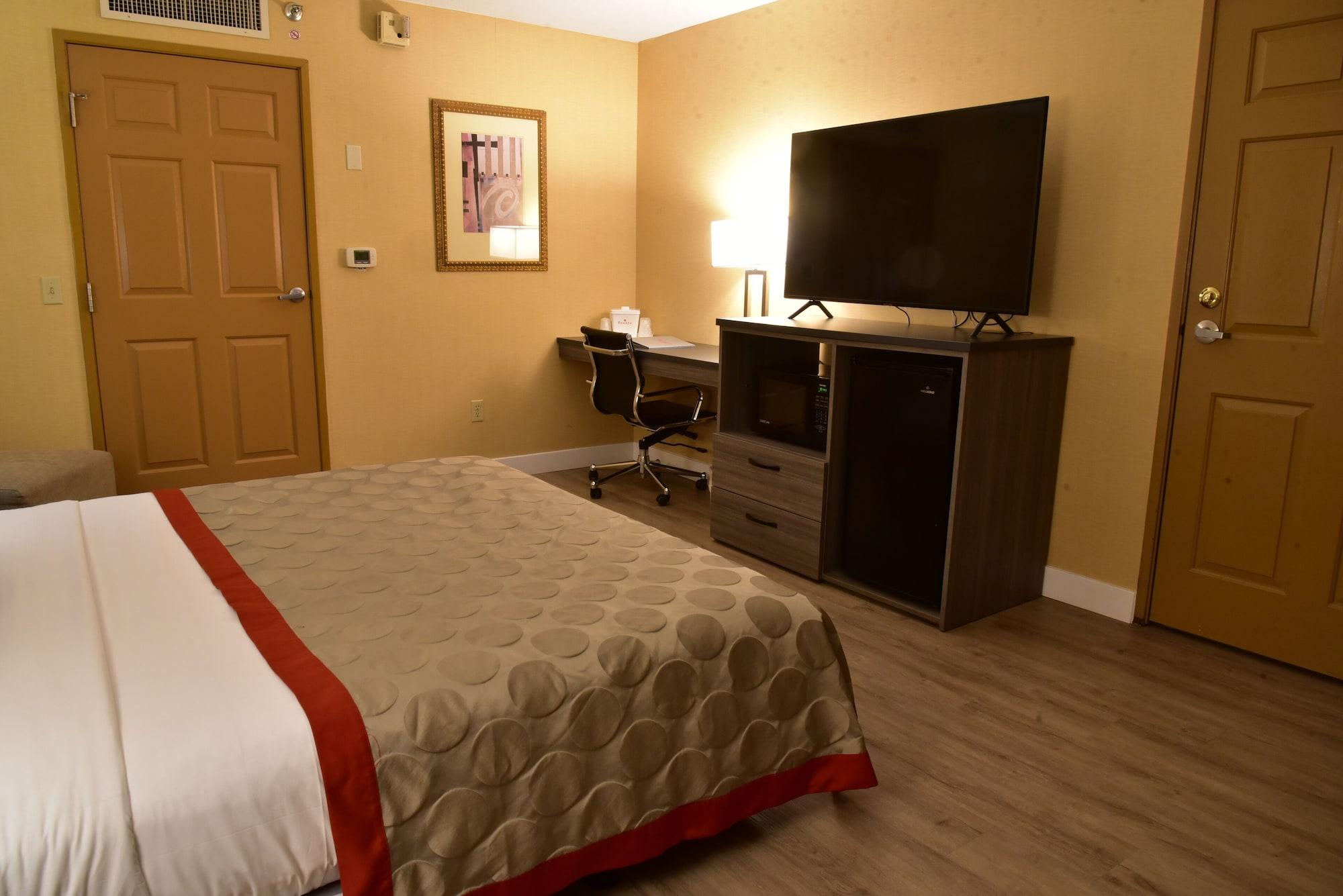 Ramada By Wyndham San Diego Нешънъл Сити Екстериор снимка