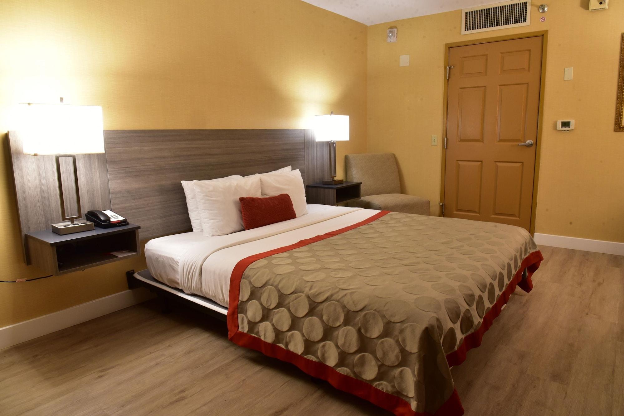 Ramada By Wyndham San Diego Нешънъл Сити Екстериор снимка